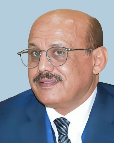 سعادة السيد أحمد أحمد غالب