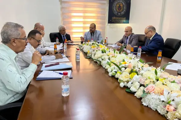 اللجنة الإشرافية لجائزة الأكاديمية العربية للبحث العلمي تعقد اجتماعها الثاني بحضور نائب محافظ البنك المركزي ووكيل قطاع البحث العلمي في وزارة التعليم العالي والبحث العلمي