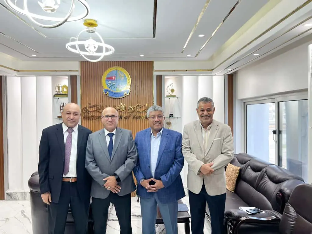 الأكاديمية العربية والبنك الأهلي اليمني يعززان شراكتهما في لقاء موسّع بعد سلسلة من اللقاءات المثمرة
