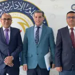 نائب رئيس الأكاديمية العربية يزور فرع اليمن ويشيد بالمستوى المتميّز الذي حققه الفرع