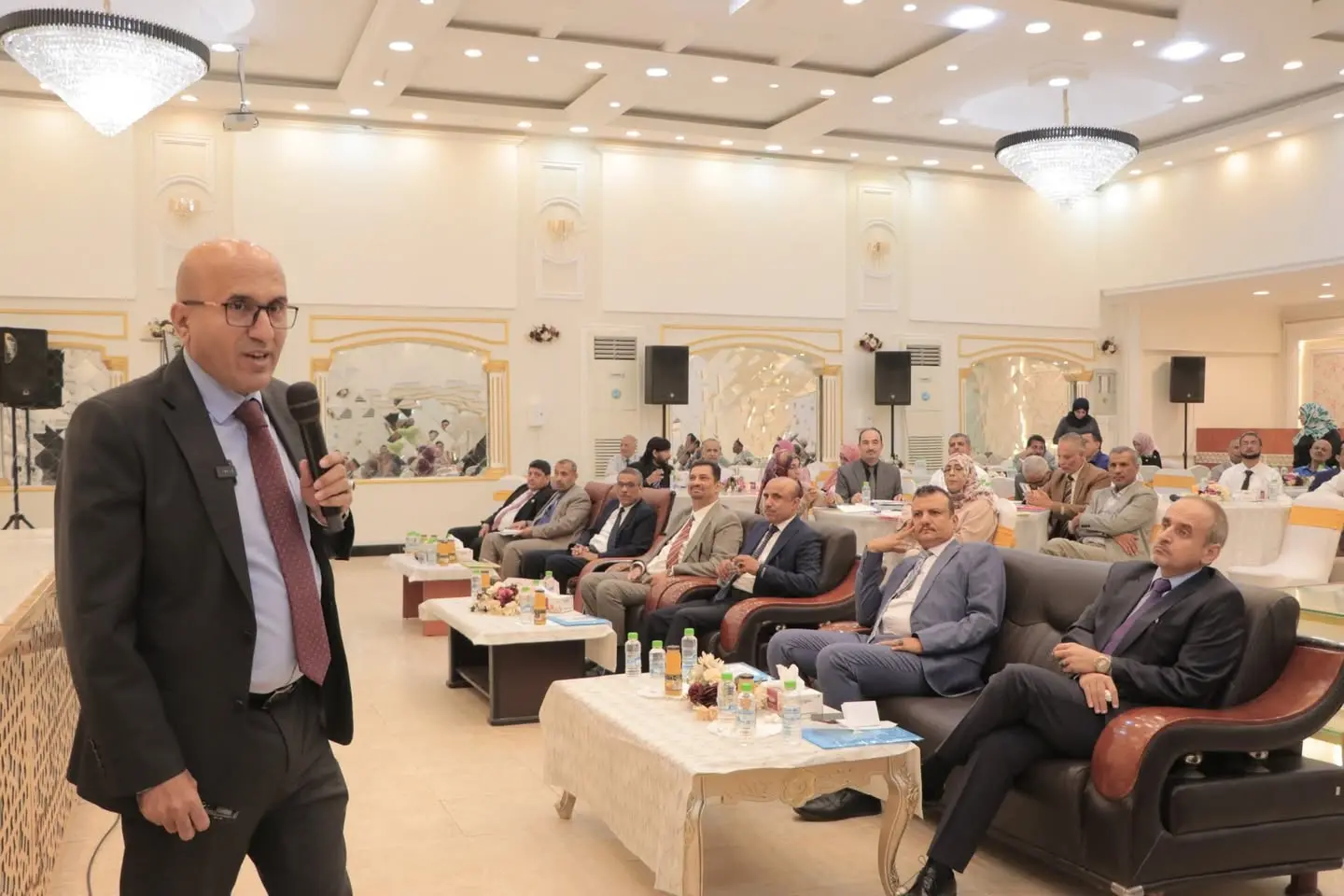 مدير فرع الأكاديمية وعميد الكلية في عدن يشاركا في ورشة العمل الخاصة بتدشين استراتيجية التعليم العالي والبحث العلمي